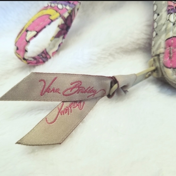 Vera Bradley Wristlet Wallet | Paisley Meets Plaid | Retired Print - Picture 6 of 9